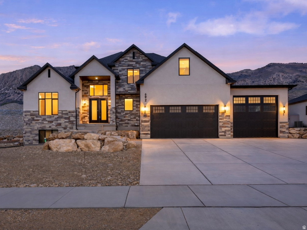 692 E MOUNTAIN RD. North Ogden, UT 84414