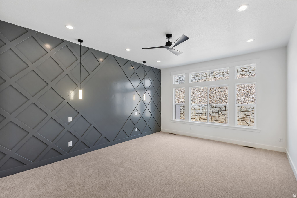 692 E MOUNTAIN RD. North Ogden, UT 84414