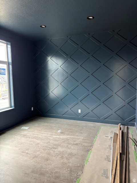 692 E MOUNTAIN RD. North Ogden, UT 84414