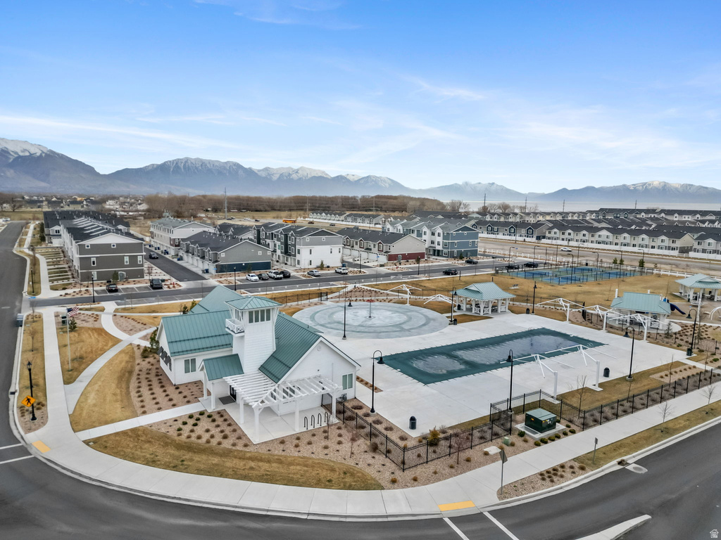 274 N PORTSIDE LN Saratoga Springs, UT 84045