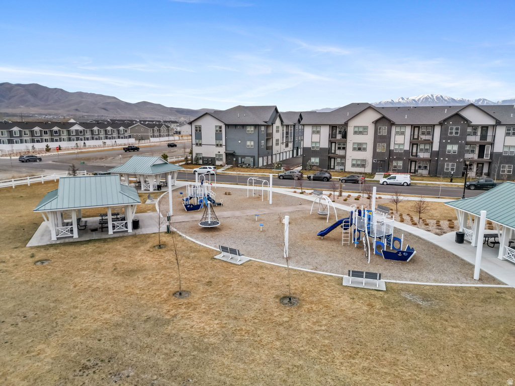 274 N PORTSIDE LN Saratoga Springs, UT 84045