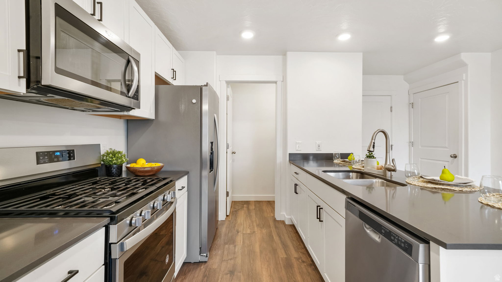 274 N PORTSIDE LN Saratoga Springs, UT 84045