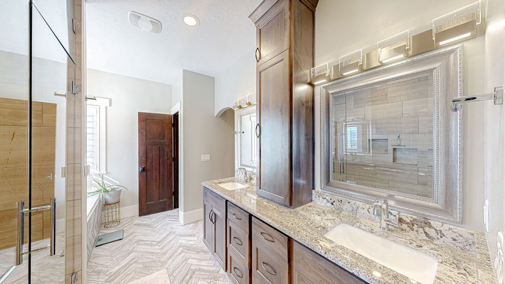 1418 S 500 E Salem, UT 84653