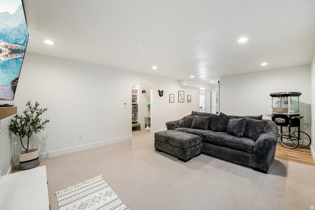 3803 W COASTAL DUNE DR South Jordan, UT 84009