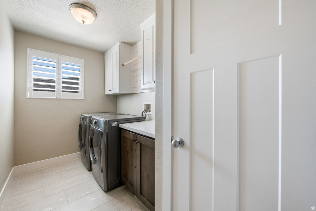 3803 W COASTAL DUNE DR South Jordan, UT 84009