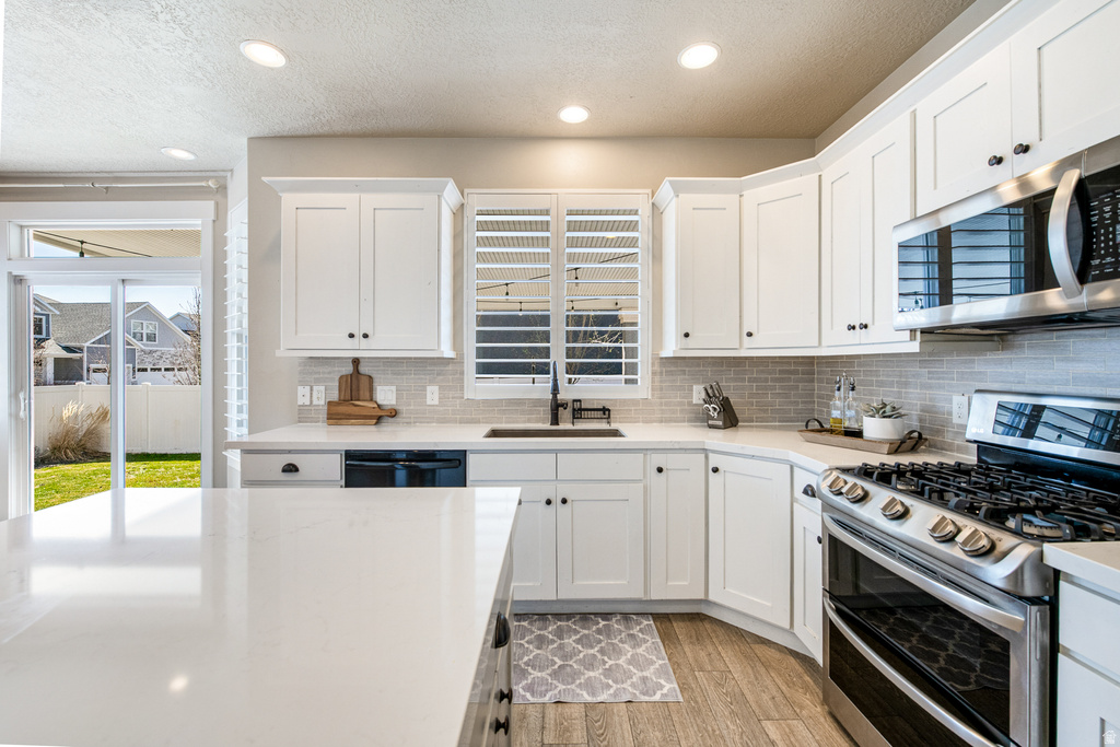 3803 W COASTAL DUNE DR South Jordan, UT 84009