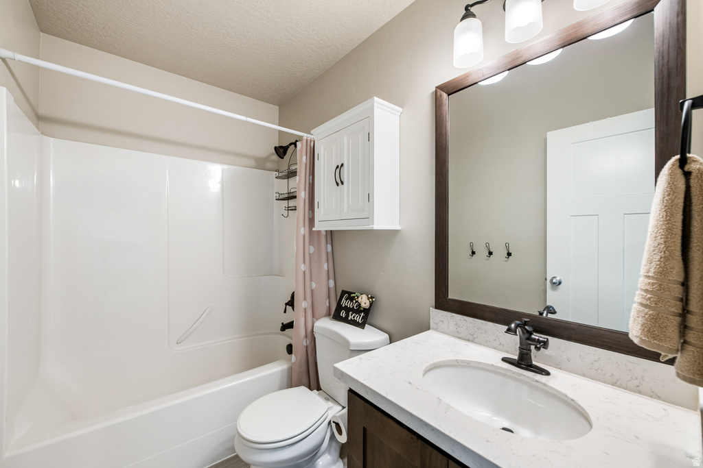 3803 W COASTAL DUNE DR South Jordan, UT 84009