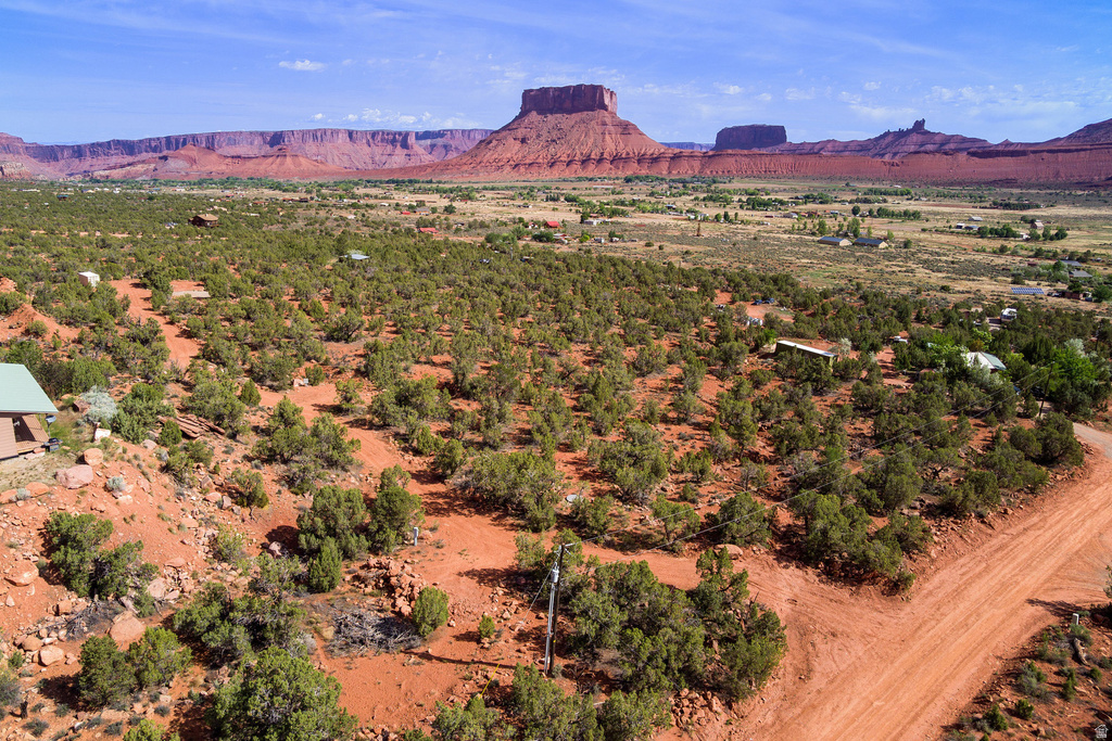 262  POPE LN Castle Valley, UT 84532