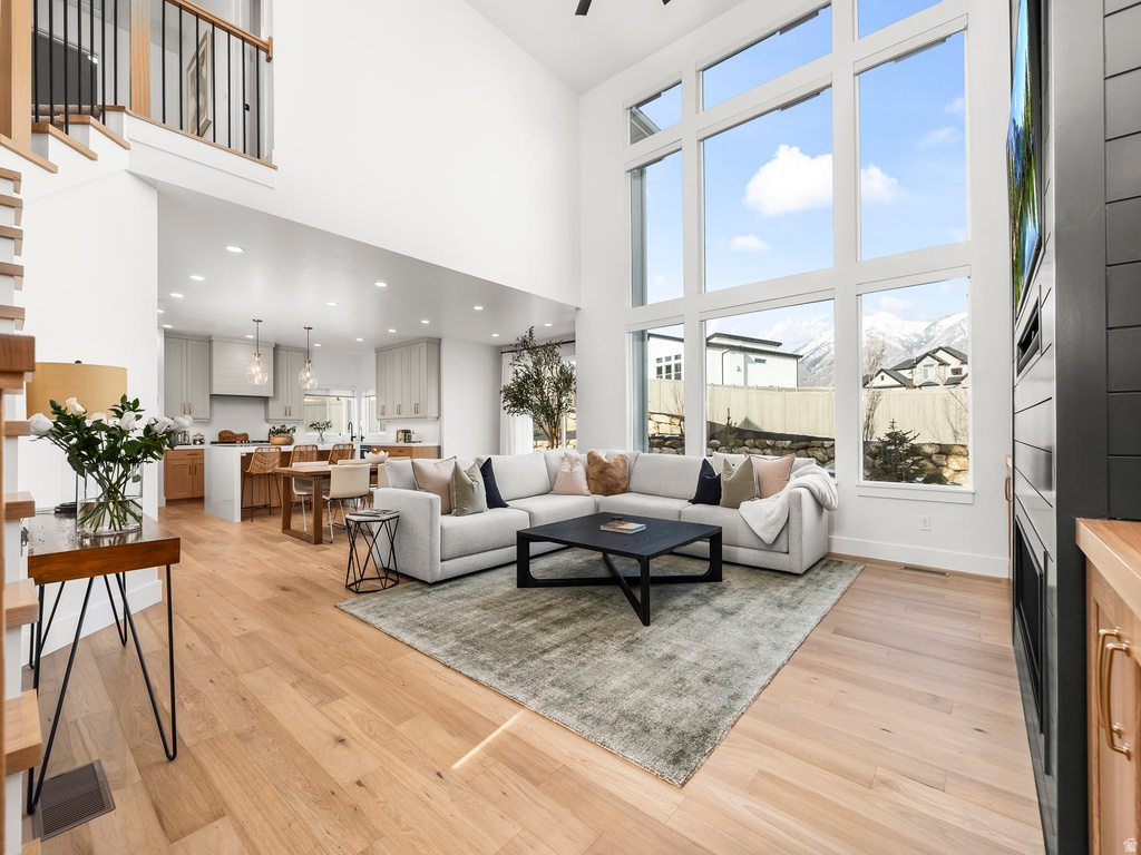 12176 N CREEK MEADOW CT Highland, UT 84003