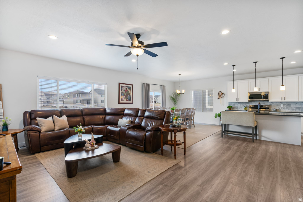 4206 E BONNE VISTA DR Eagle Mountain, UT 84005