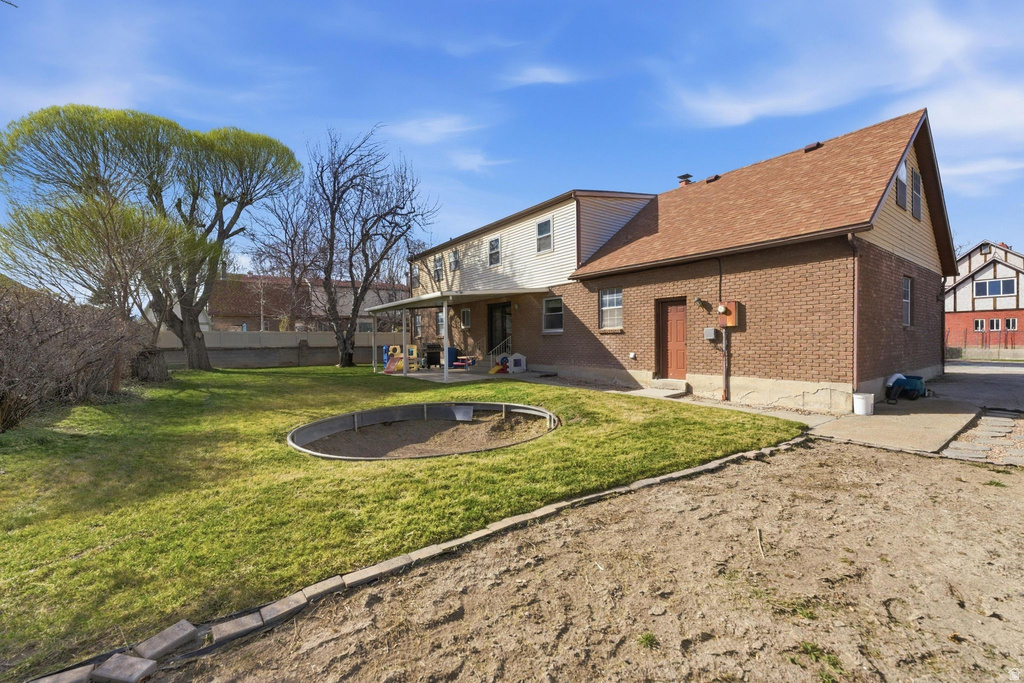 2269 W MOOR LN West Jordan, UT 84084