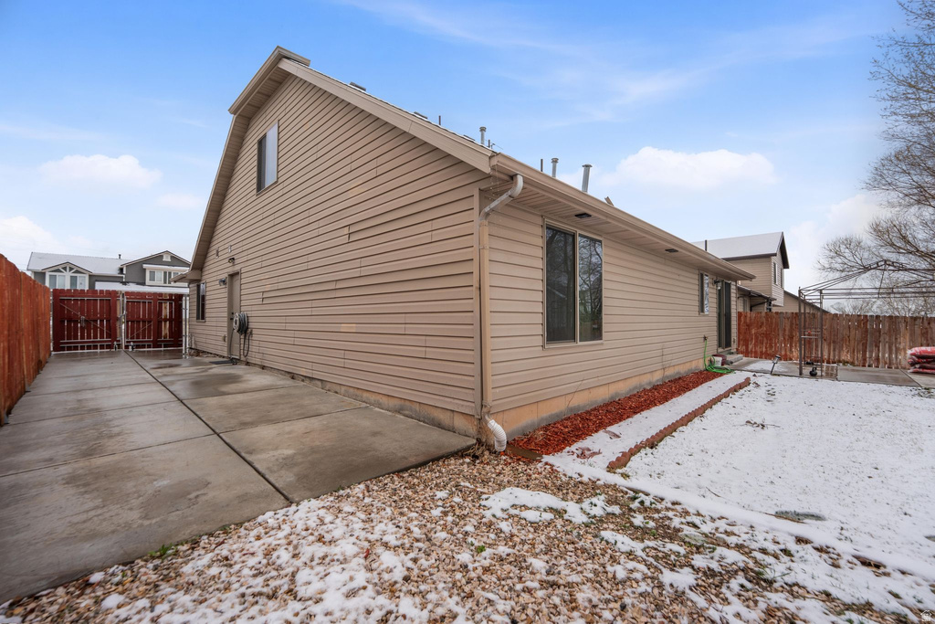 602 RIDGE PLACE DR Ogden, UT 84404