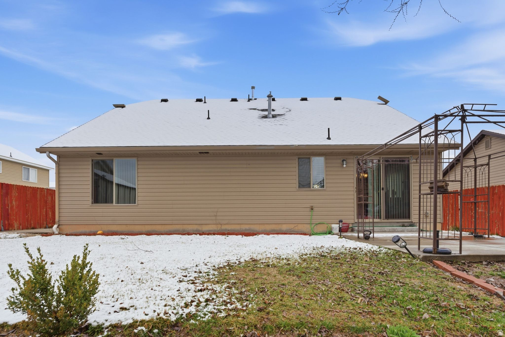 602 RIDGE PLACE DR Ogden, UT 84404