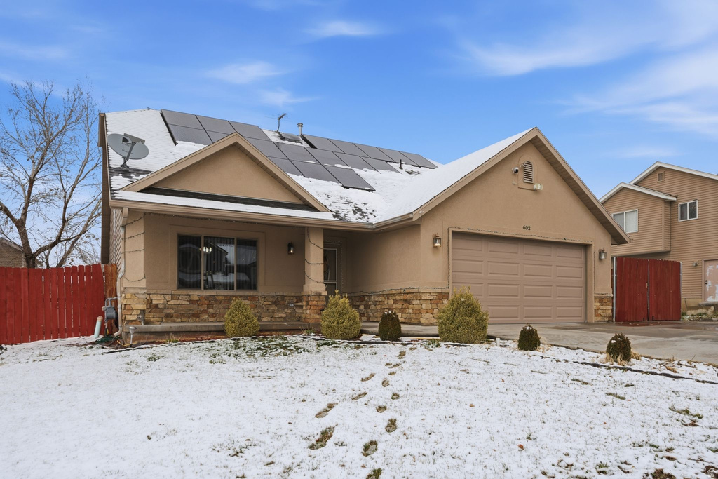 602 RIDGE PLACE DR Ogden, UT 84404
