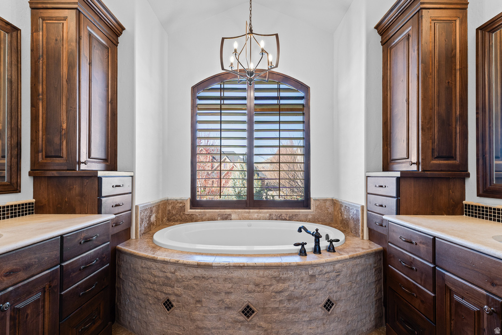 1582 HIDDEN SPRINGS PKWY Fruit Heights, UT 84037