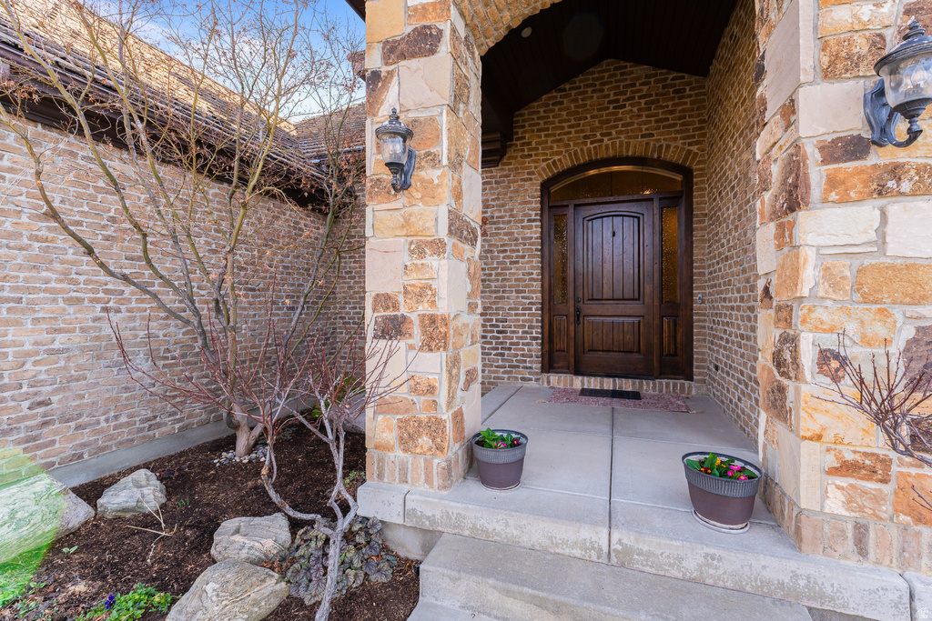 1582 HIDDEN SPRINGS PKWY Fruit Heights, UT 84037