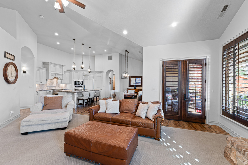 1582 HIDDEN SPRINGS PKWY Fruit Heights, UT 84037