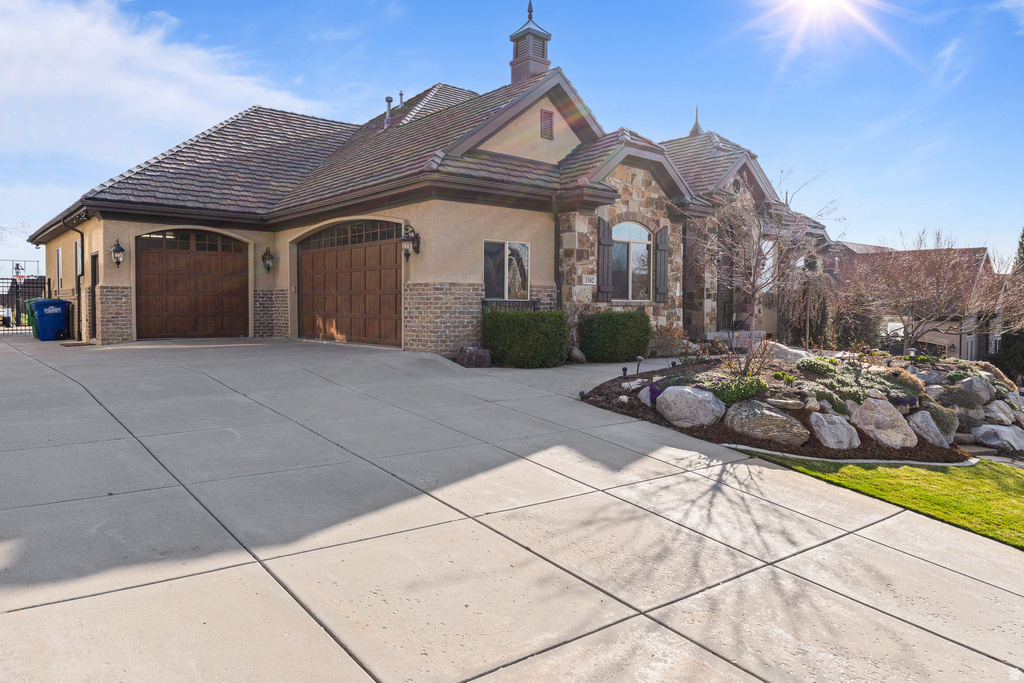 1582 HIDDEN SPRINGS PKWY Fruit Heights, UT 84037