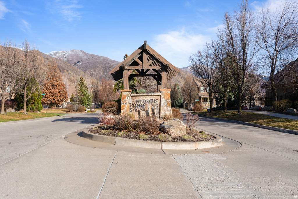 1582 HIDDEN SPRINGS PKWY Fruit Heights, UT 84037