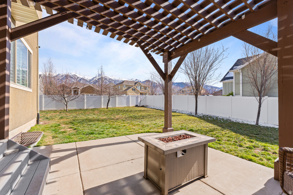 1368 E 275 S Layton, UT 84040