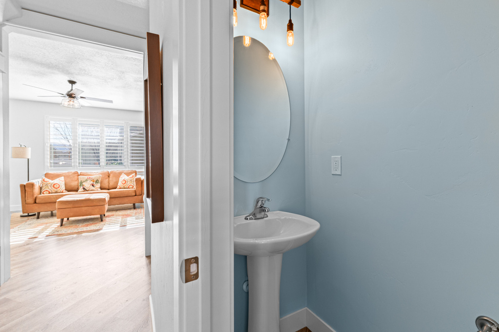 1368 E 275 S Layton, UT 84040