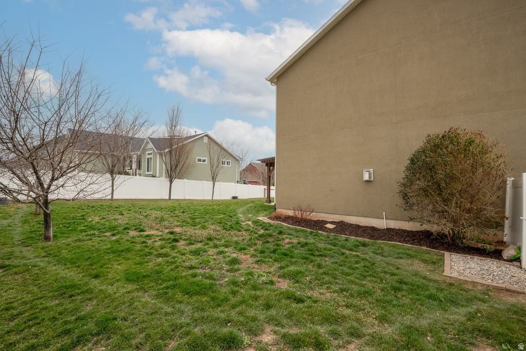 1368 E 275 S Layton, UT 84040