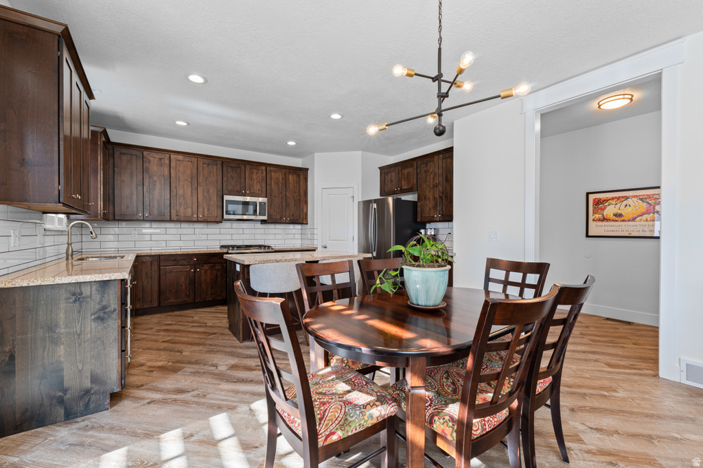 1368 E 275 S Layton, UT 84040