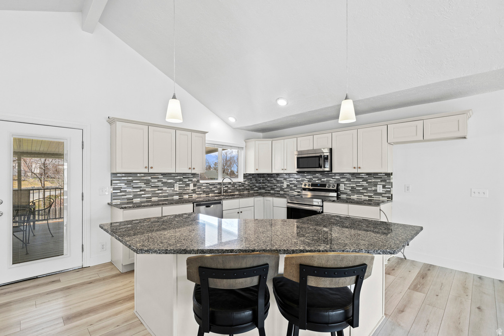 9472 S TRAMWAY DR Sandy, UT 84092