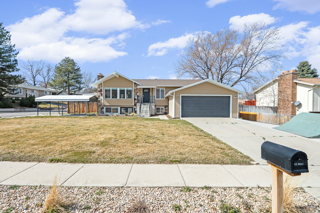 9472 S TRAMWAY DR Sandy, UT 84092