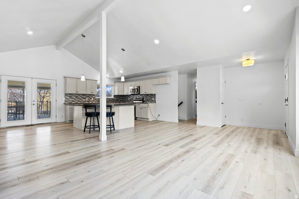 9472 S TRAMWAY DR Sandy, UT 84092