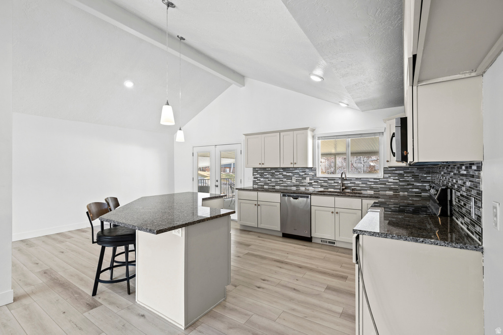 9472 S TRAMWAY DR Sandy, UT 84092