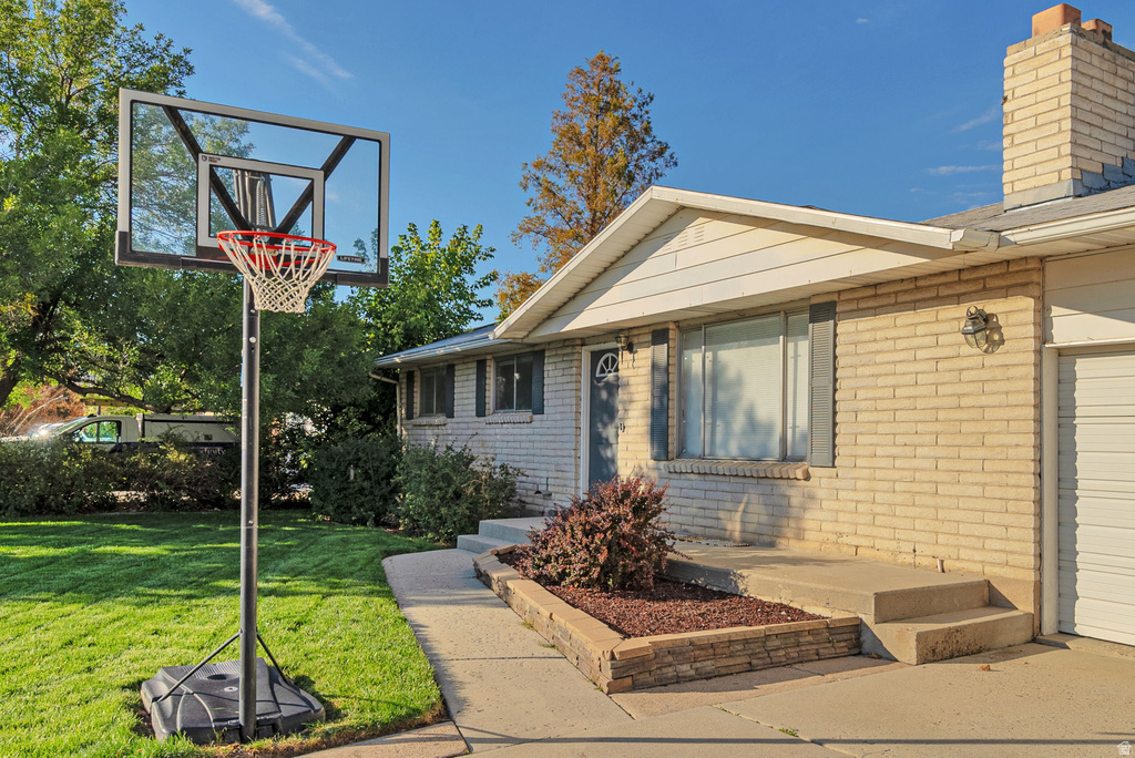 3246 W ROYALWOOD DR Taylorsville, UT 84129