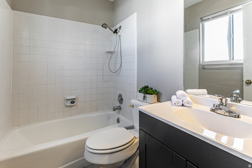 1241 E 3075 N Layton, UT 84040