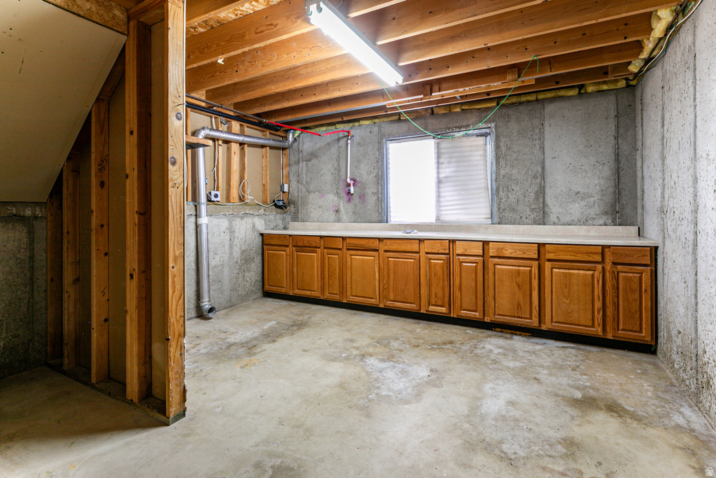 1241 E 3075 N Layton, UT 84040