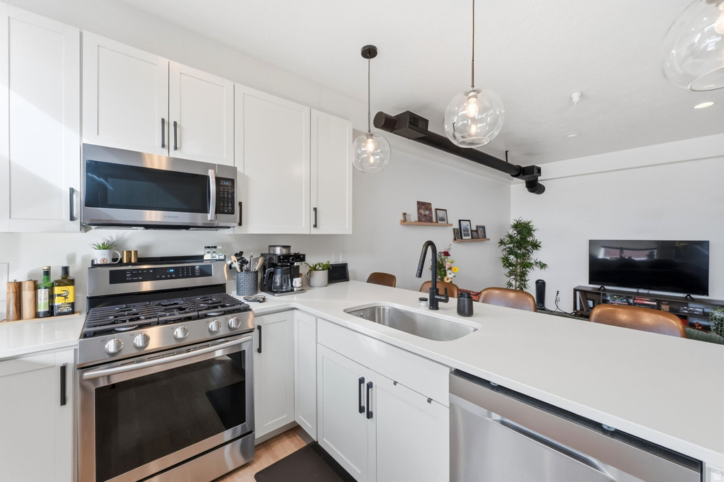 449 N BEAUMONT CT Salt Lake City, UT 84116