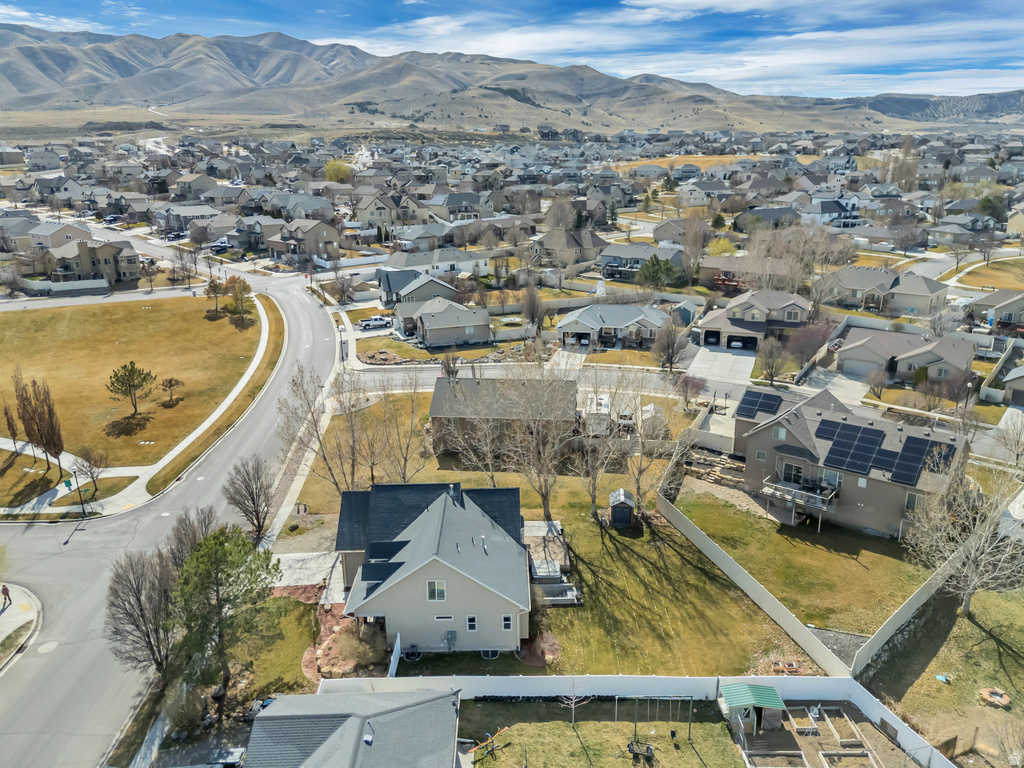 332 W HILLSIDE DR Saratoga Springs, UT 84045