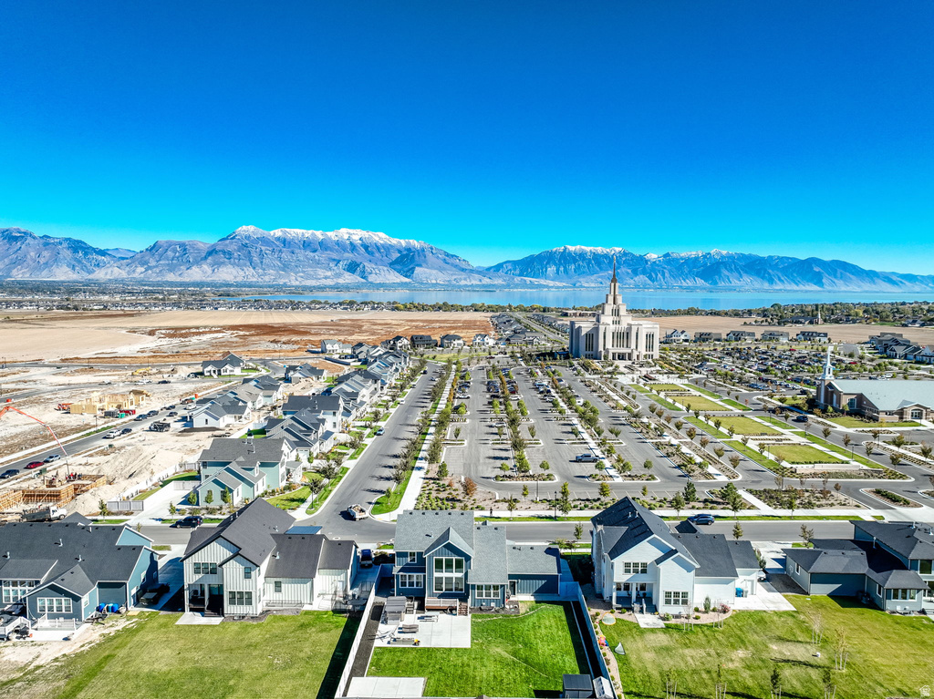 943 S CANDLELIGHT DR Saratoga Springs, UT 84045