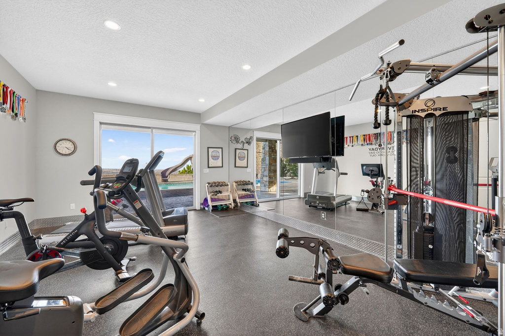 14878 S LAKE RIDGE CIR Herriman, UT 84096