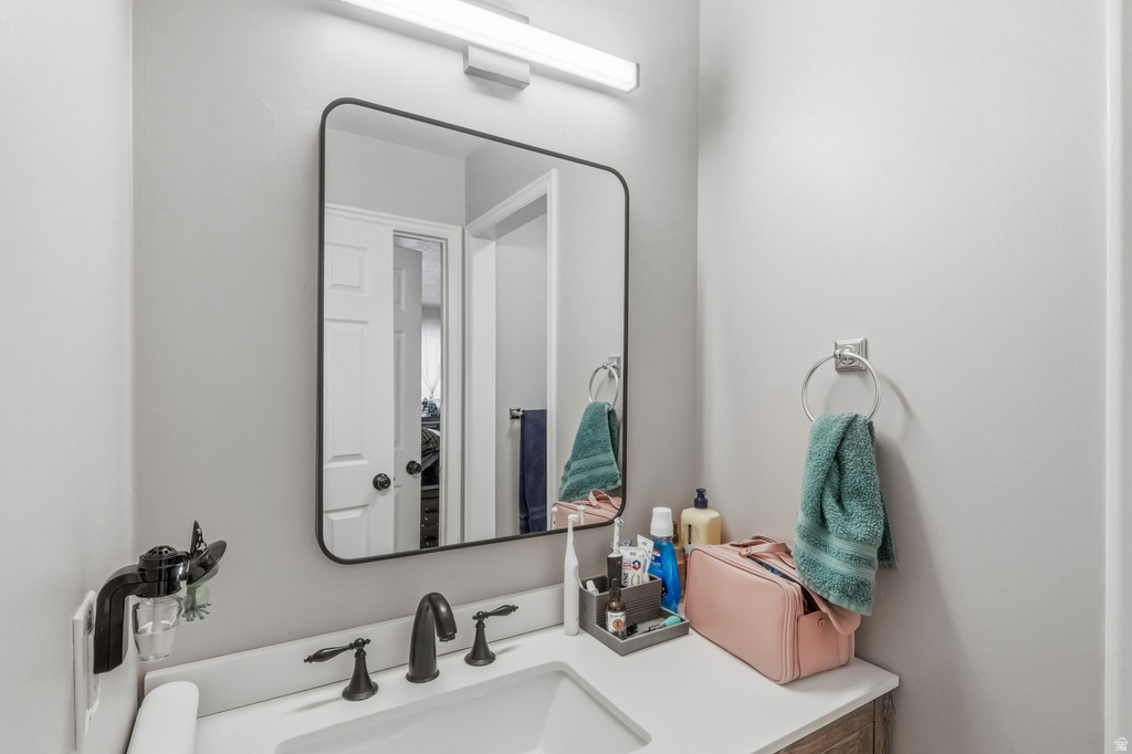 5890 W SWANBRIDGE DR Kearns, UT 84118