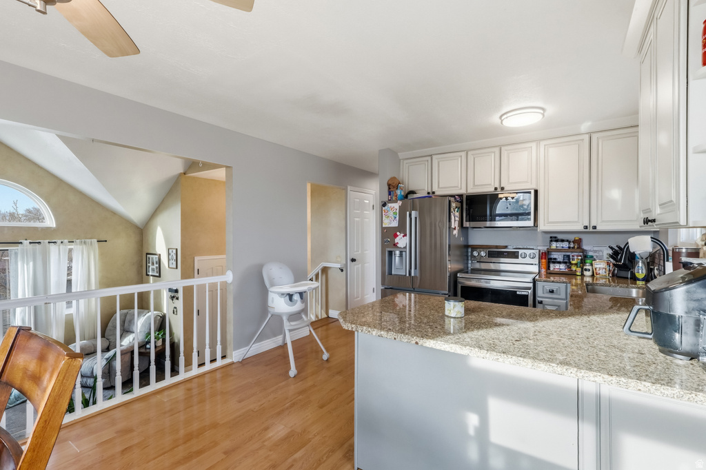 5890 W SWANBRIDGE DR Kearns, UT 84118