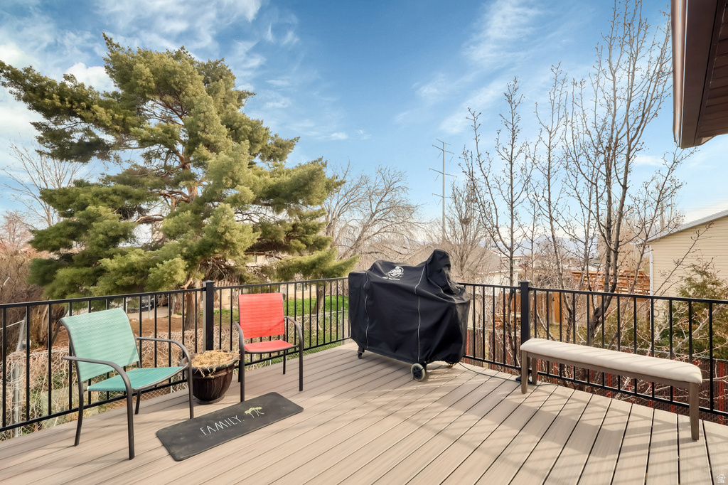 5890 W SWANBRIDGE DR Kearns, UT 84118