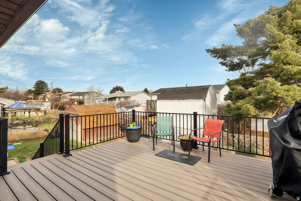 5890 W SWANBRIDGE DR Kearns, UT 84118