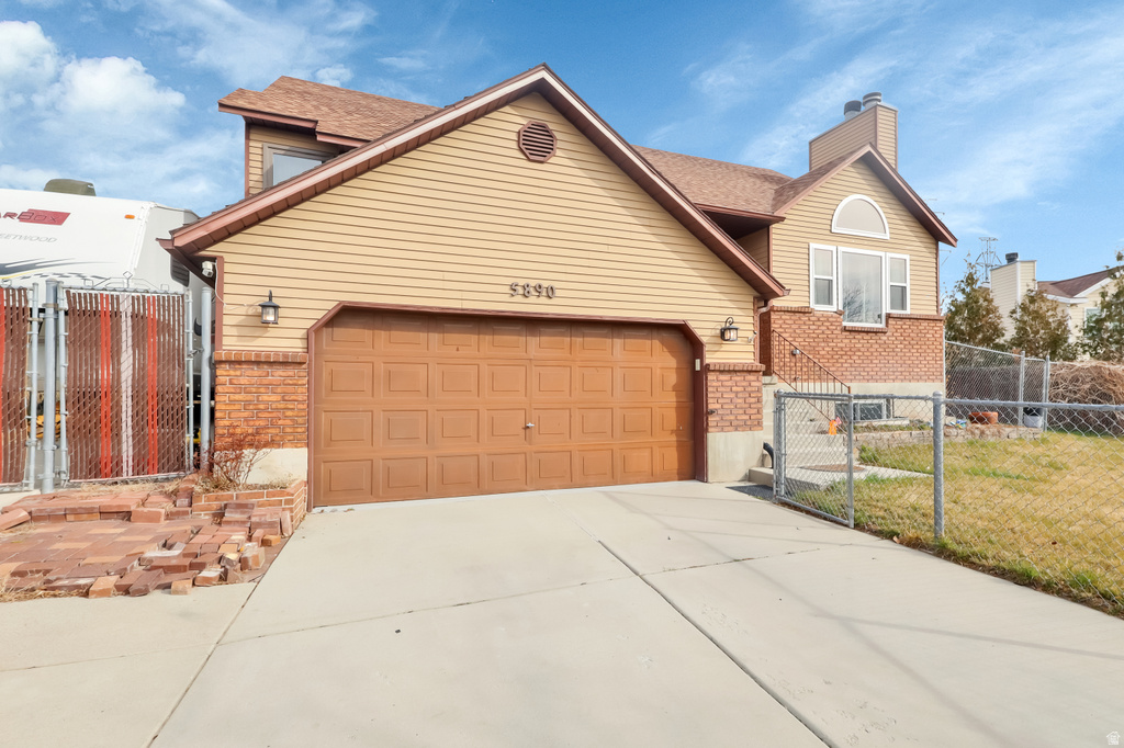 5890 W SWANBRIDGE DR Kearns, UT 84118