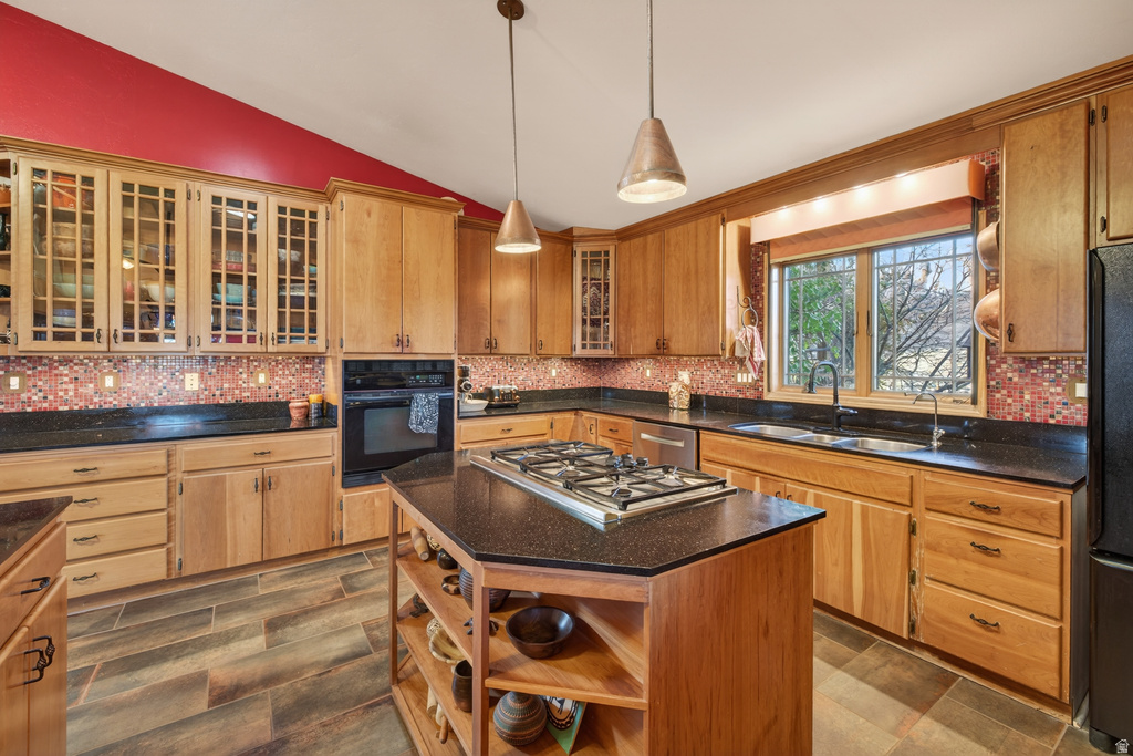 111 W ABBY RD Bluff, UT 84512