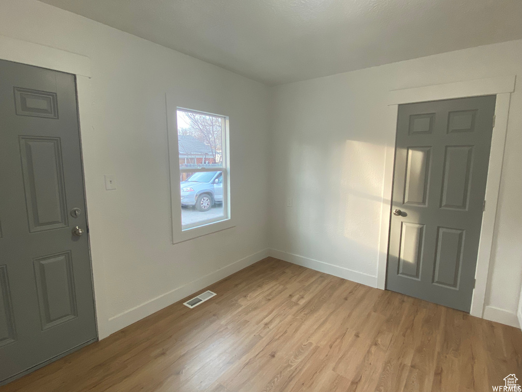 458 E LAMBOURNE AVE Salt Lake City, UT 84115