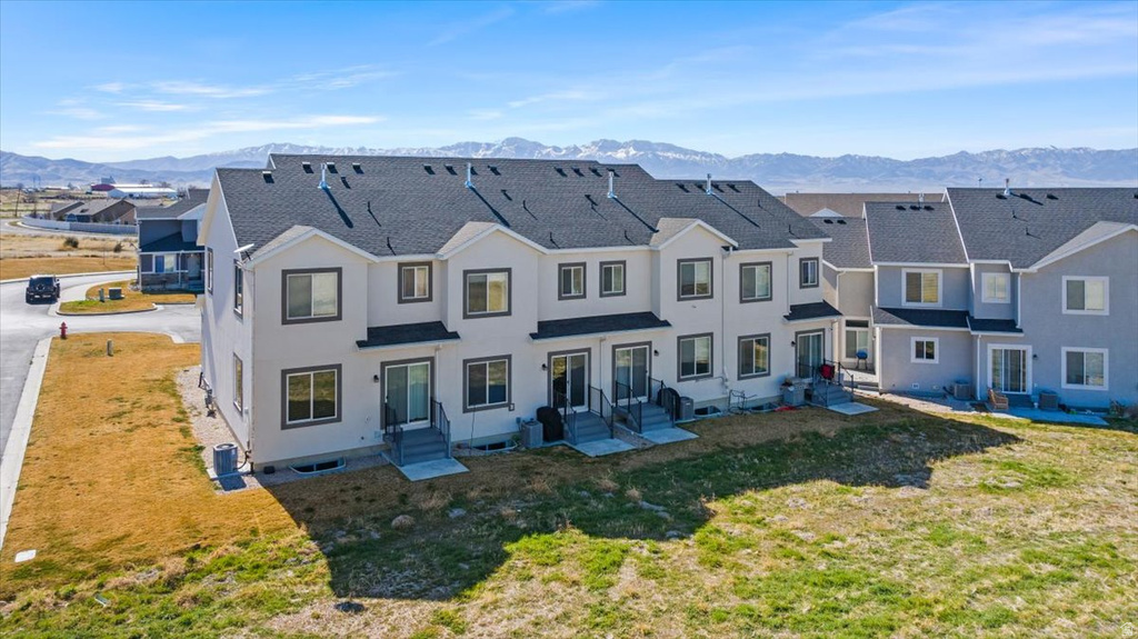 826 N GLENEAGLES CT Tooele, UT 84074