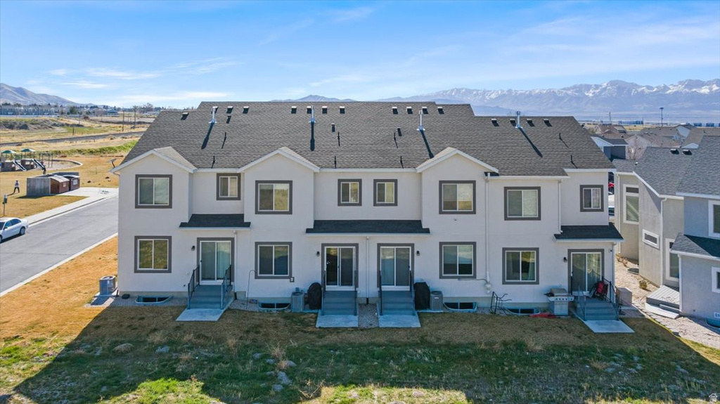 826 N GLENEAGLES CT Tooele, UT 84074