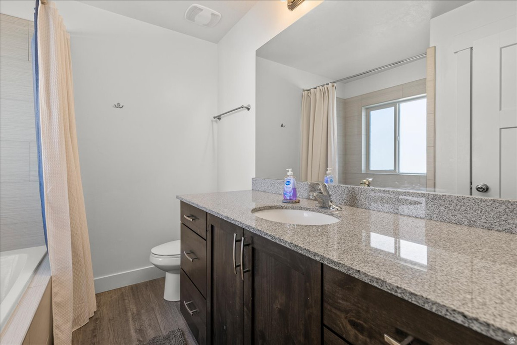 826 N GLENEAGLES CT Tooele, UT 84074