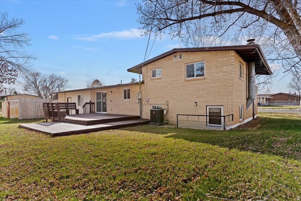 2338 W 4250 S Roy, UT 84067