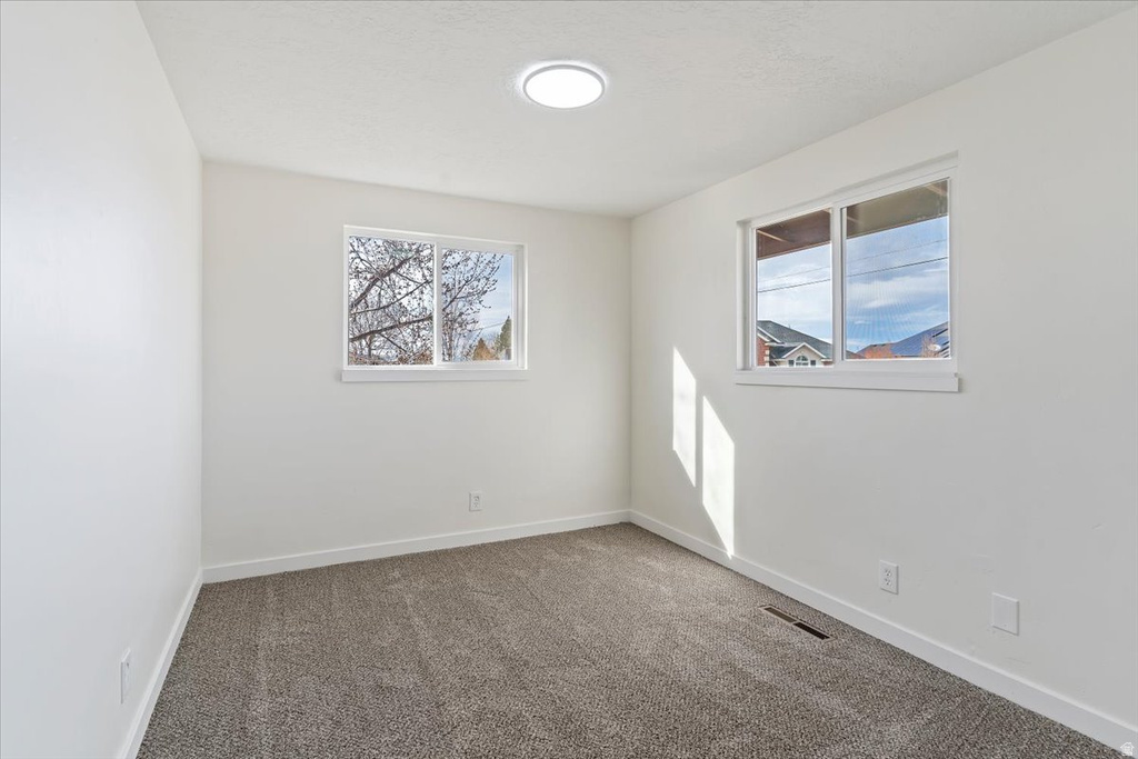 2338 W 4250 S Roy, UT 84067